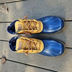 Sperry Rainboots